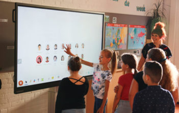 Интерактивни дисплеи Clevertouch